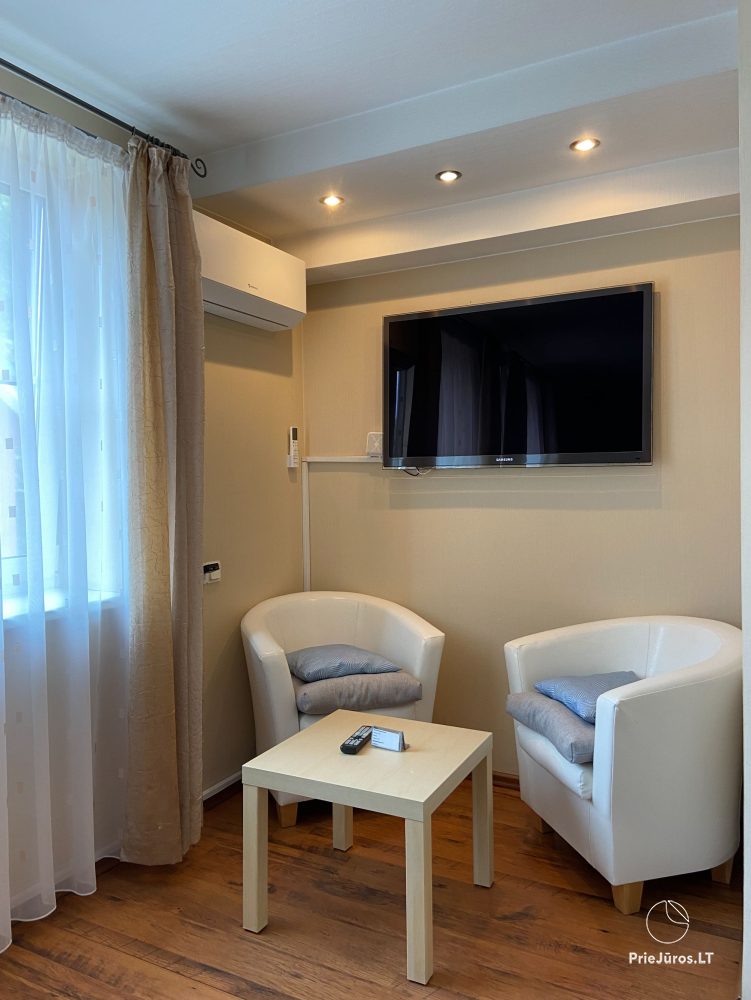 Viktorija - przestronne dwuosobowe apartamenty w Nidzie (w domku lub z osobnym wejściem)