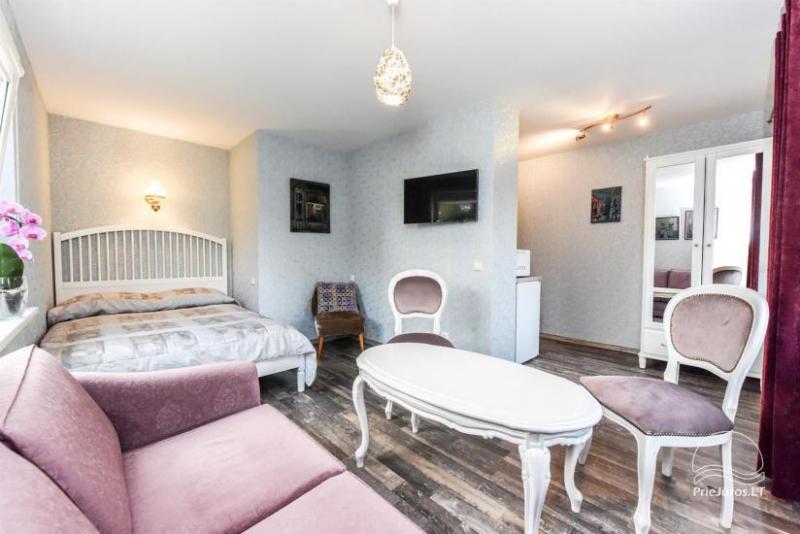 Wynajęcie apartamentów i pokoi w Połądze