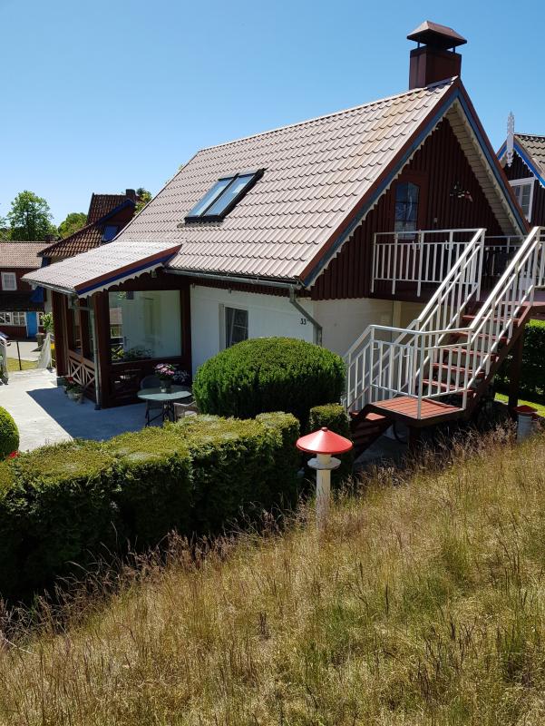 Apartament dwupoziomowy z osobnymi wejściami i tarasem na świeżym powietrzu