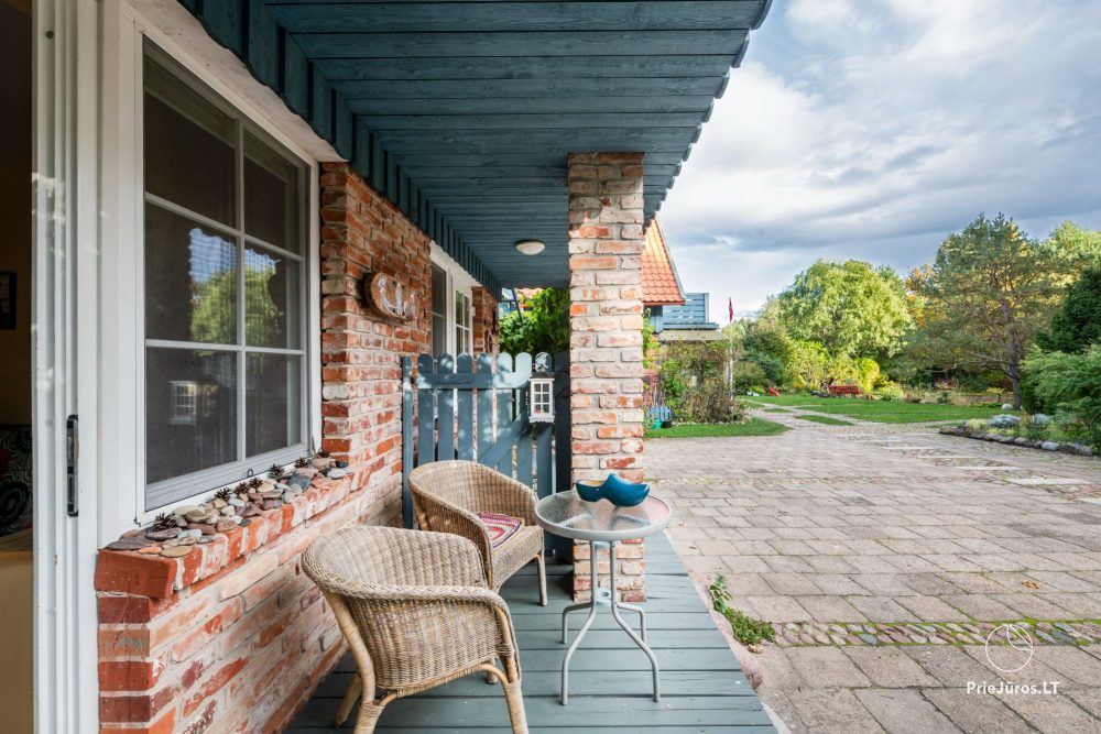 Apartament dwupokojowy z osobnym wejściem i tarasem (2+2) „Czekolada“