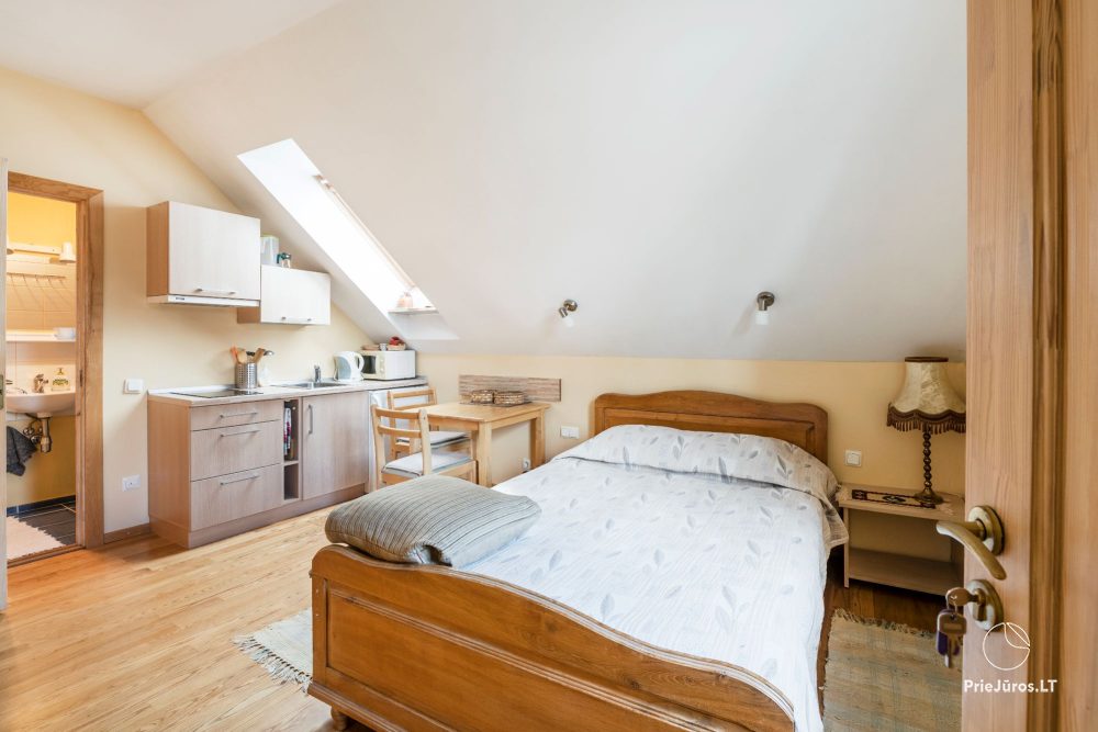 Jednopokojowy apartament na 1 piętrze z osobnym wejściem (2-osobowy) „Ciasteczko“