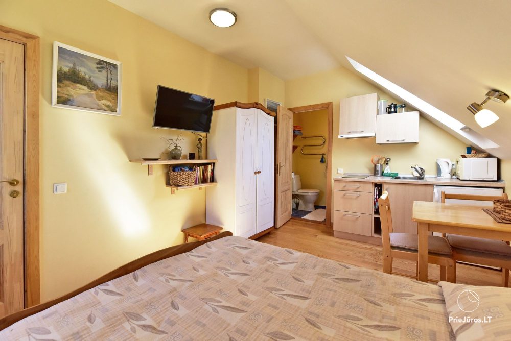 Jednopokojowy apartament na 1 piętrze z osobnym wejściem (2-osobowy) „Ciasteczko“
