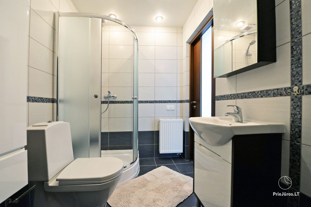 Nr 1 Trzypokojowe (z dwiema sypialniami) apartamenty (dla 4+2 osób)