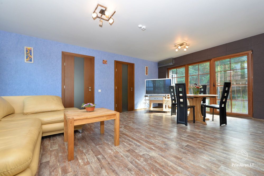Nr 2 Trzypokojowe (z dwiema sypialniami) apartamenty (dla 4+2 osób)