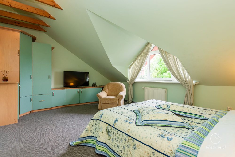 Przytulny domek Family Inn z tarasem
