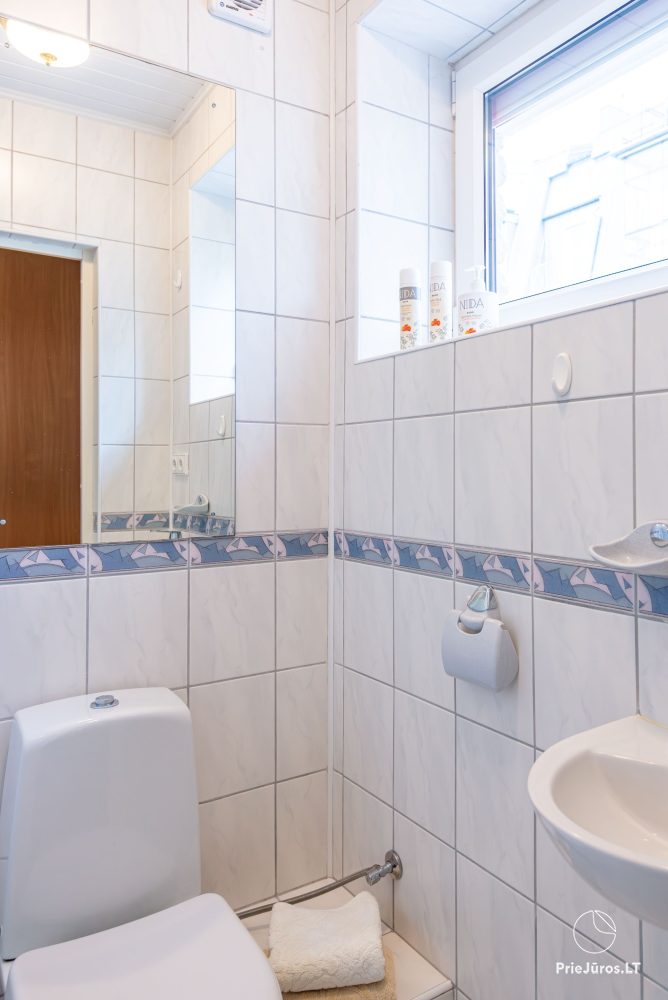 Przytulny domek Family Inn z tarasem