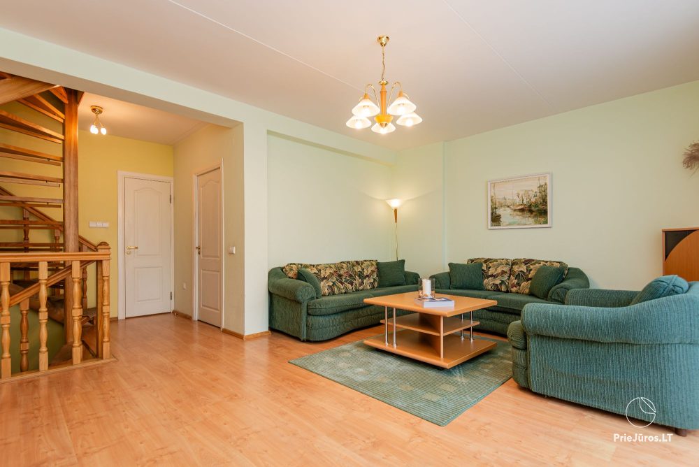 Przytulny domek Family Inn z tarasem