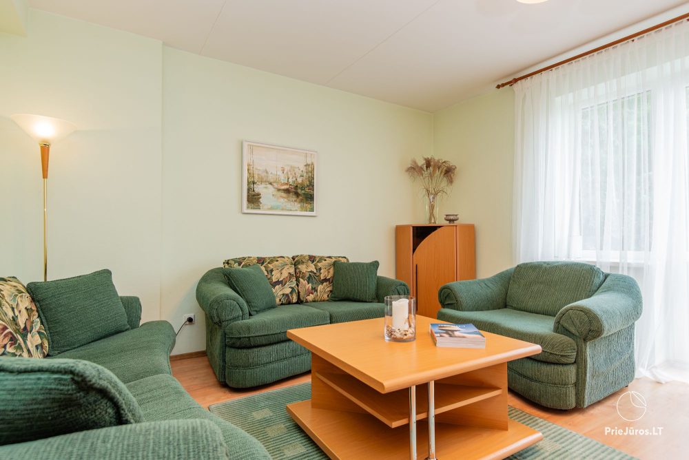 Przytulny domek Family Inn z tarasem