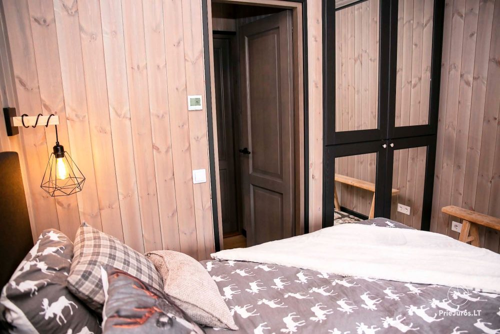 Apartamenty i domki do wynajęcia w Połądze, w blisko morza znajdującwej się zagrodzie „Pajurio Vingis”