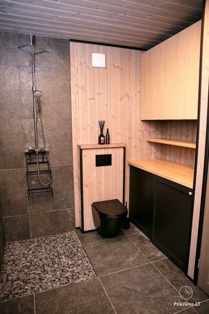 Apartamenty i domki do wynajęcia w Połądze, w blisko morza znajdującwej się zagrodzie „Pajurio Vingis”