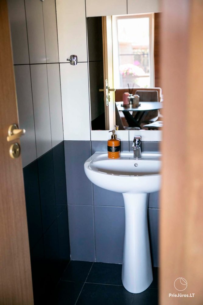Apartamenty i domki do wynajęcia w Połądze, w blisko morza znajdującwej się zagrodzie „Pajurio Vingis”