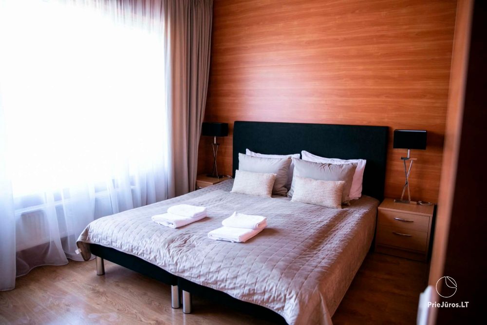 Apartamenty i domki do wynajęcia w Połądze, w blisko morza znajdującwej się zagrodzie „Pajurio Vingis”