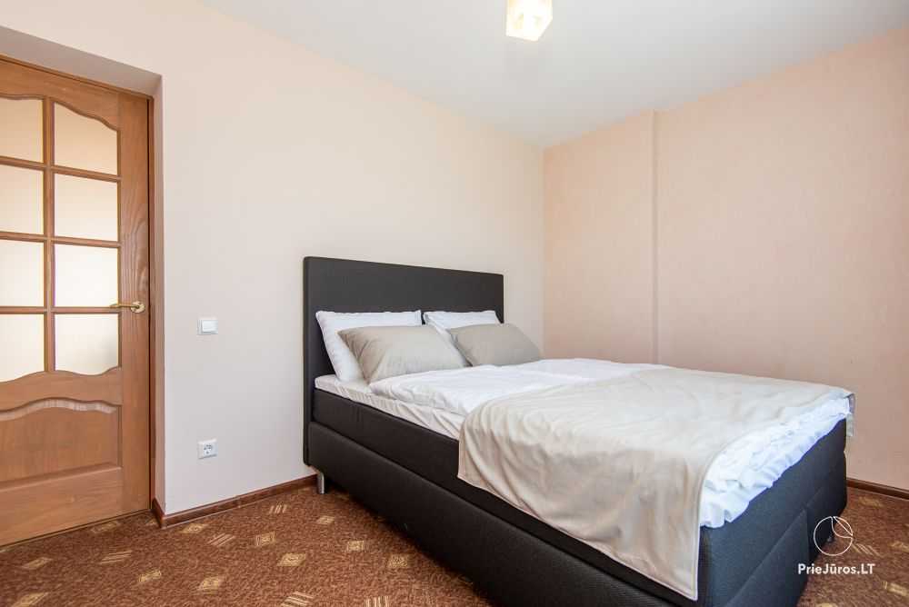 Apartamenty i domki do wynajęcia w Połądze, w blisko morza znajdującwej się zagrodzie „Pajurio Vingis”