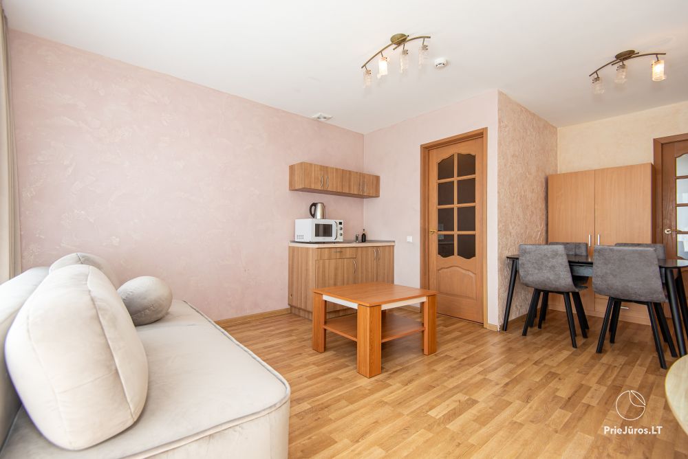 Apartamenty i domki do wynajęcia w Połądze, w blisko morza znajdującwej się zagrodzie „Pajurio Vingis”