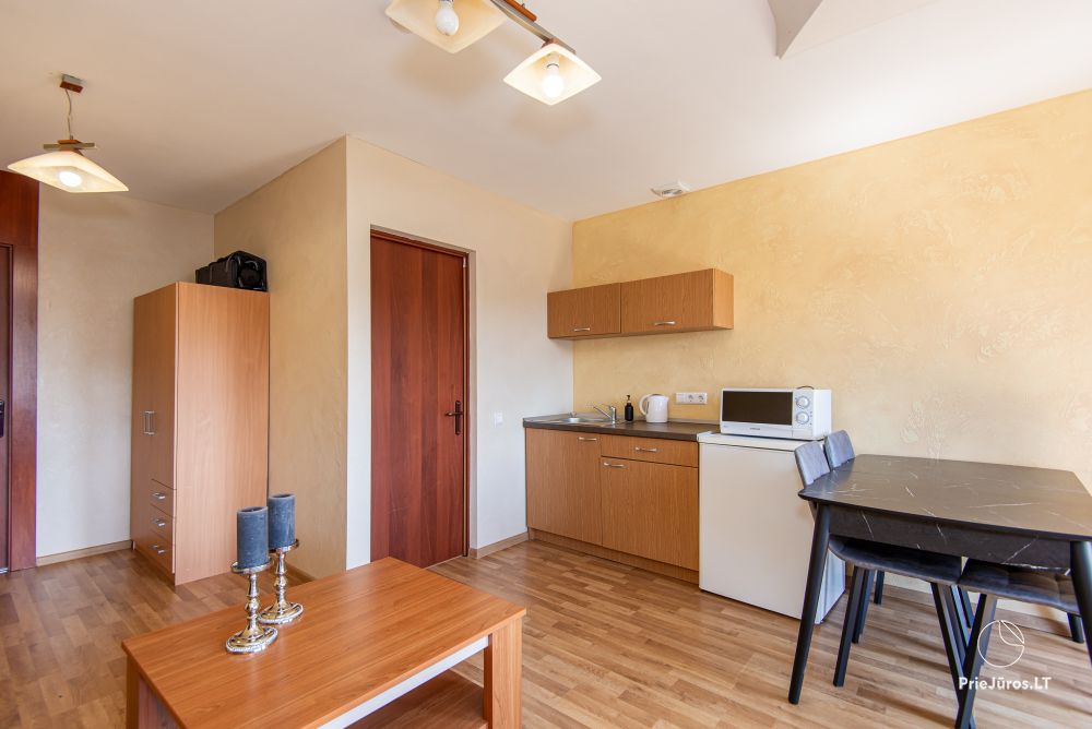 Apartamenty i domki do wynajęcia w Połądze, w blisko morza znajdującwej się zagrodzie „Pajurio Vingis”