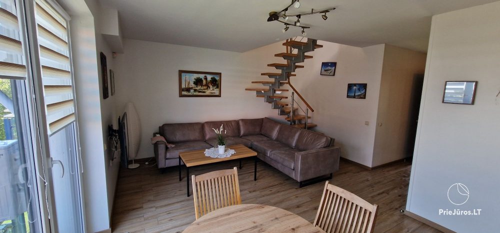 Dobrze urządzony apartament może pomieścić 4-8 osób