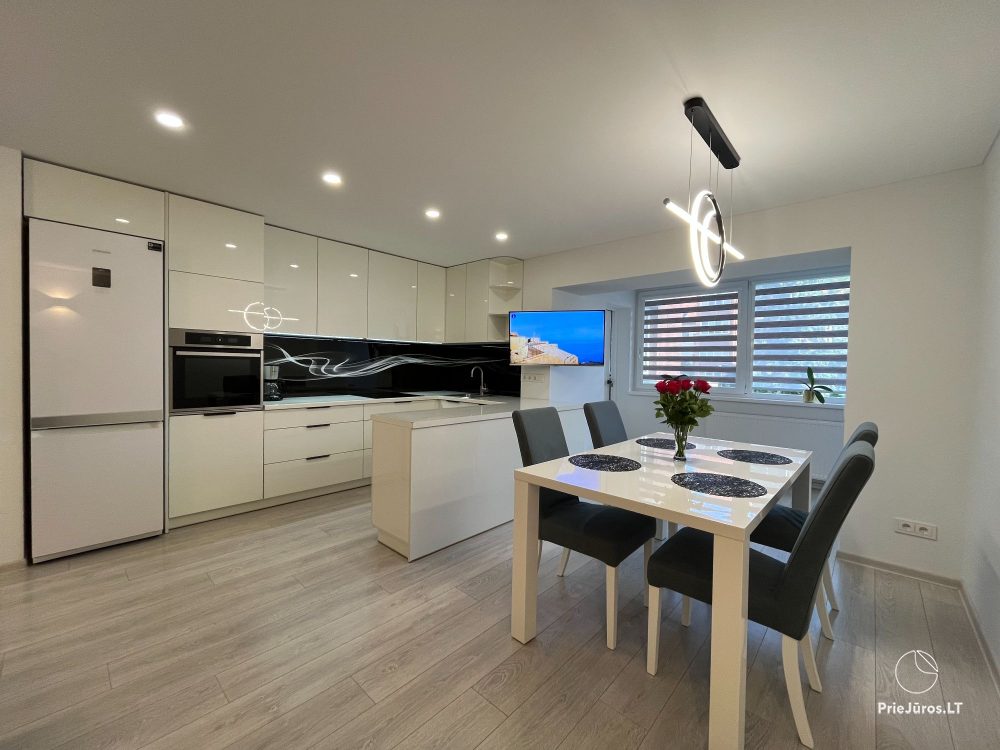 Nowoczesne i eleganckie trzy pokojowe apartamenty w centrum Nidy