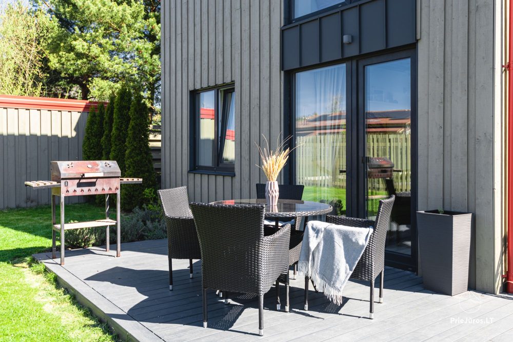 Apartamenty Zalia kopa położone 300 metrów od piaszczystej plaży