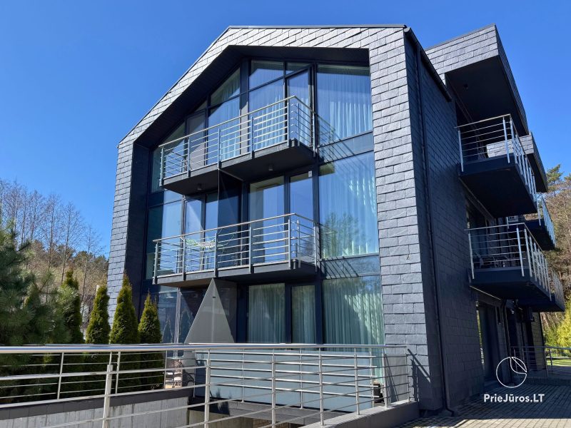Czteroosobowy apartament Smilciu trio z tarasem w Połądze