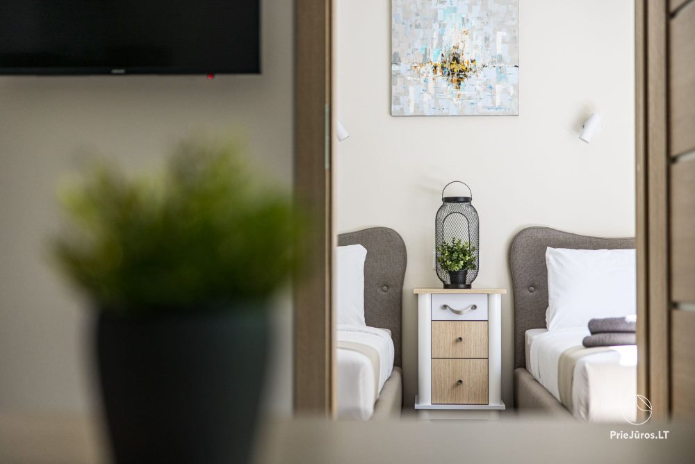 Kompleks apartamentów i restauracja Lagūna w Sventoji bardzo blisko morza
