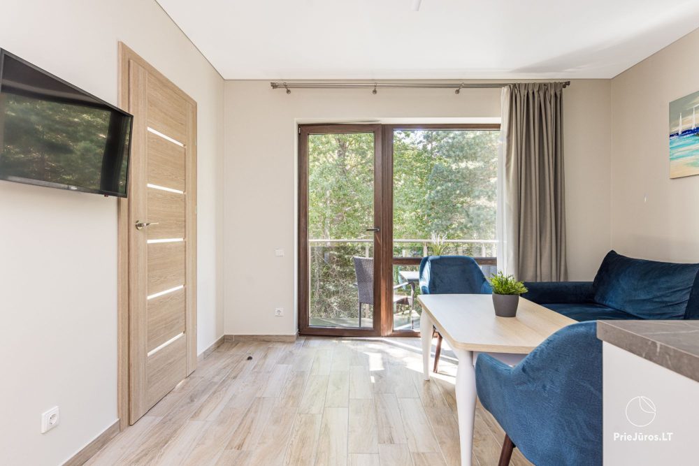 Kompleks apartamentów i restauracja Lagūna w Sventoji bardzo blisko morza