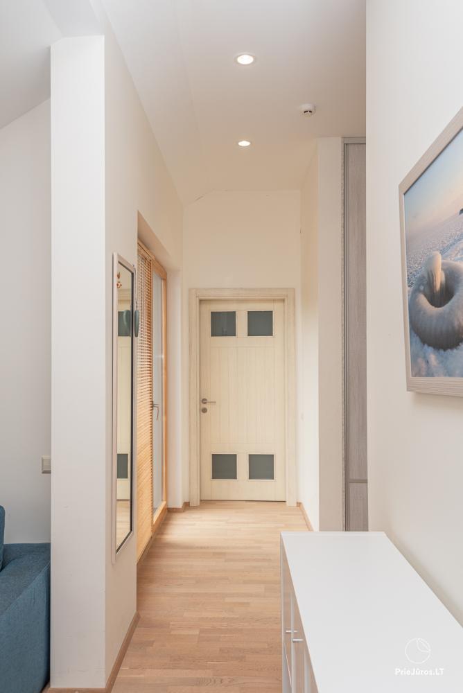 Przestronny 3-pokojowy apartament w Nidzie z balkonem / tarasem