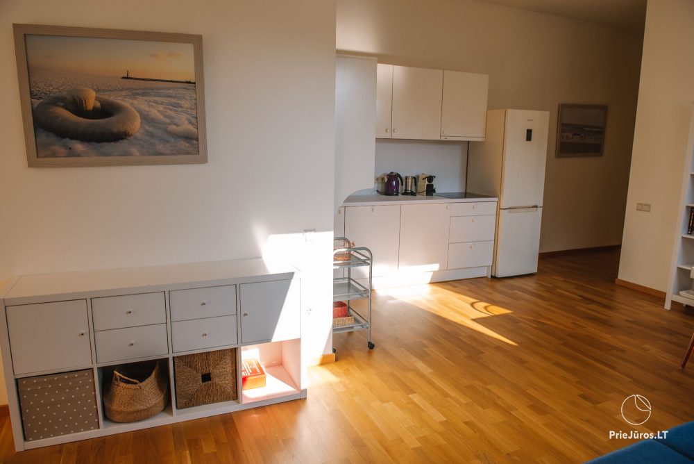 Przestronny 3-pokojowy apartament w Nidzie z balkonem / tarasem
