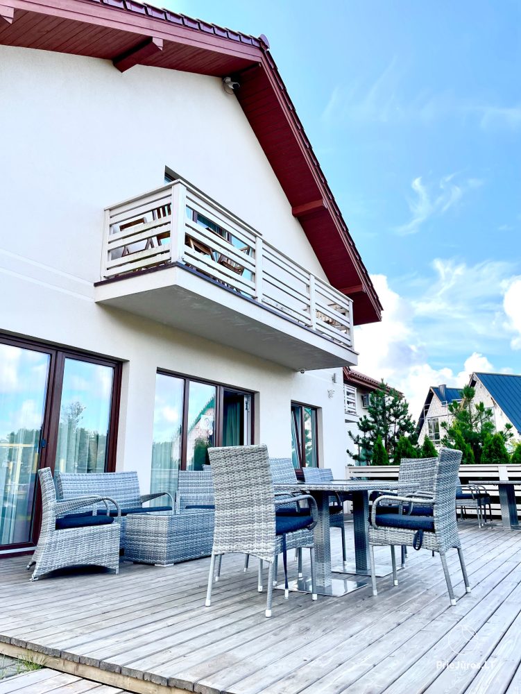 Wakacyjna wyspa - apartamenty i pokoje do wynajęcia zaledwie 250 metrów do morza!od morza!