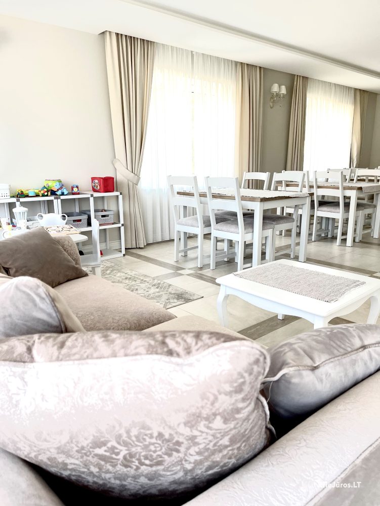 Wakacyjna wyspa - apartamenty i pokoje do wynajęcia zaledwie 250 metrów do morza!od morza!