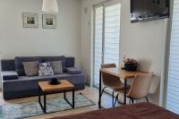 Apartment "Furfa" w Połądze, w Kunigiskiai. Basen na podwórku