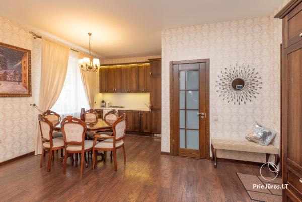 Apartamenty Palangos jura w centrum Połągi iw Kunigiskiai. Mini apartamenty Maluno villa do wynajęcia przy ulicy Malūno w Połądze