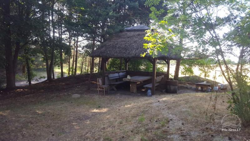 Pokoje do wynajęcia w Pape, 300 m. do morza. Cena za osobę - 8 EUR