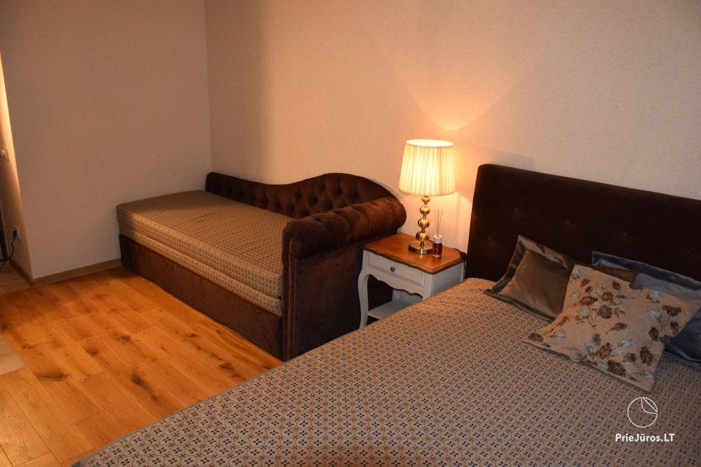 W centrum Nidy, „Prie Pušyno”, ul. Szvyturio. Dwa przytulne apartamenty typu studio