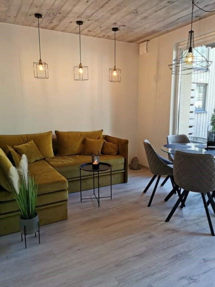 Do wynajęcia apartament z tarasem, basenem, placem zabaw dla dzieci - 1