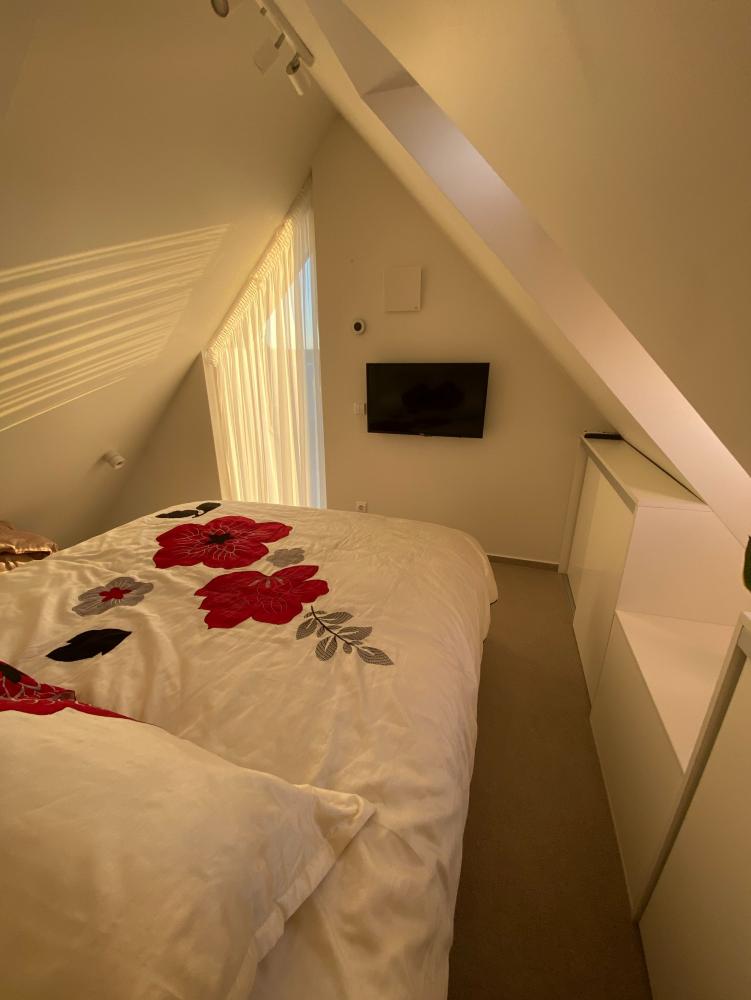Przytulne apartamenty na twój wypoczynek w Kunigiškės z basenem na zewnątrz