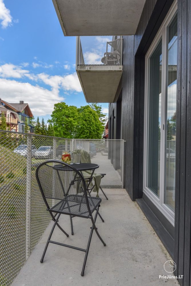 Apartamenty z balkonami 'Hills' w Juodkrantė