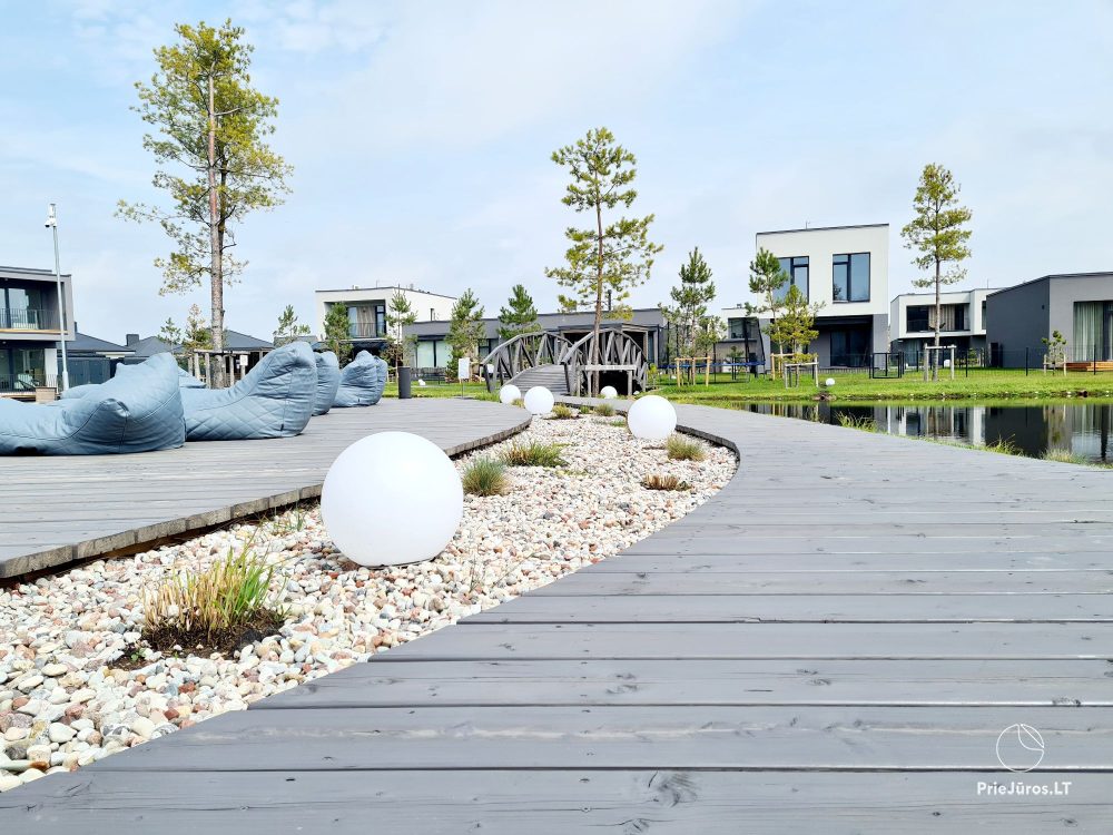 Coral Sea Home – Mano jūra 1, Kunigiškiai – apartamenty z balkonem i patio, z grillem, basen w kompleksie