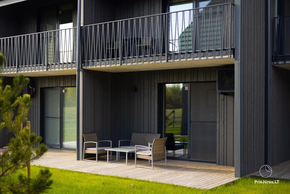 Nowe apartamenty w Monciškės Smilčiai z osobnym wejściem z podwórka, taras - 1
