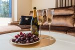 Nowy, przestronny apartament J&D w Połądze w pobliżu lasu sosnowego, 400 m do morza