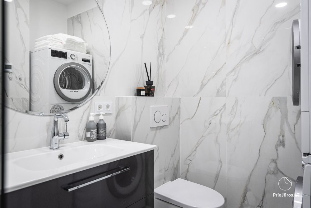 Nowy, przestronny apartament J&D w Połądze w pobliżu lasu sosnowego, 400 m do morza