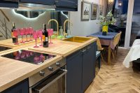 Stylowy apartament dla czterech osób w Pervalce nad brzegiem zalewu. Mieszkanie z tarasem dla dwóch osób w Juodkrante