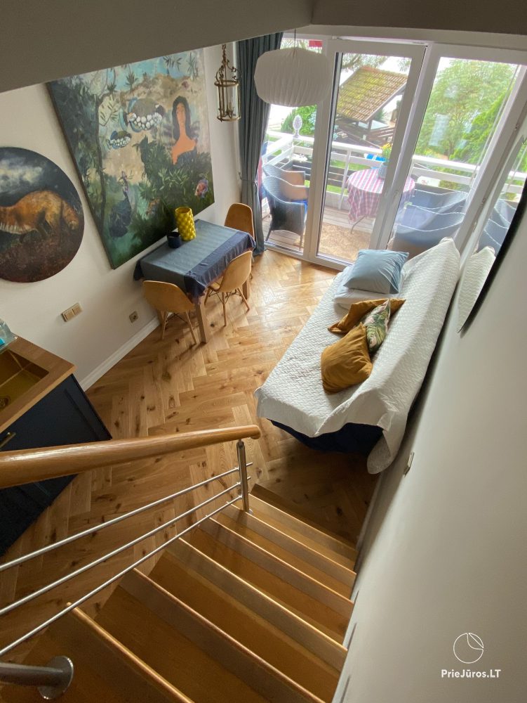 Stylowy apartament dla czterech osób w Pervalce nad brzegiem zalewu. Mieszkanie z tarasem dla dwóch osób w Juodkrante
