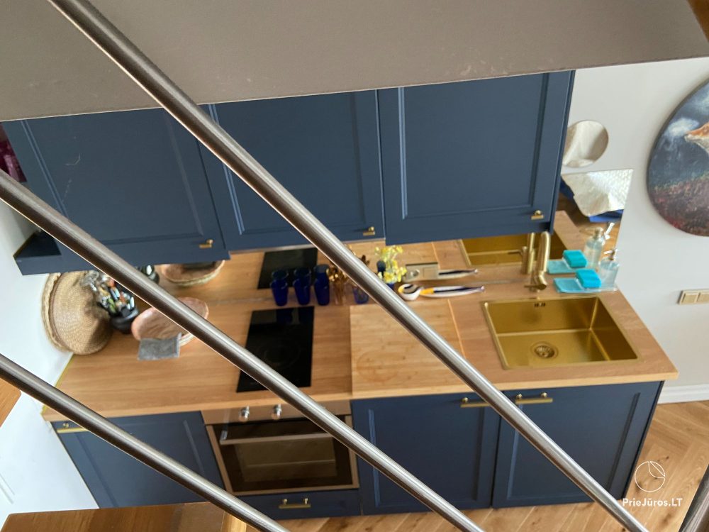 Stylowy apartament dla czterech osób w Pervalce nad brzegiem zalewu. Mieszkanie z tarasem dla dwóch osób w Juodkrante
