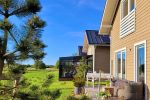 Dwa przytulne domy w Šventoji: SunnyHouse i Baltic Breeze House