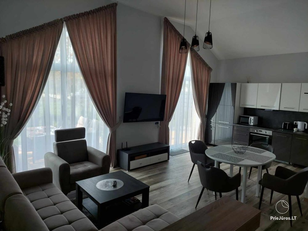 Nowa Sweet villa w Połądze, w Monciskes, w sosnowym lesie