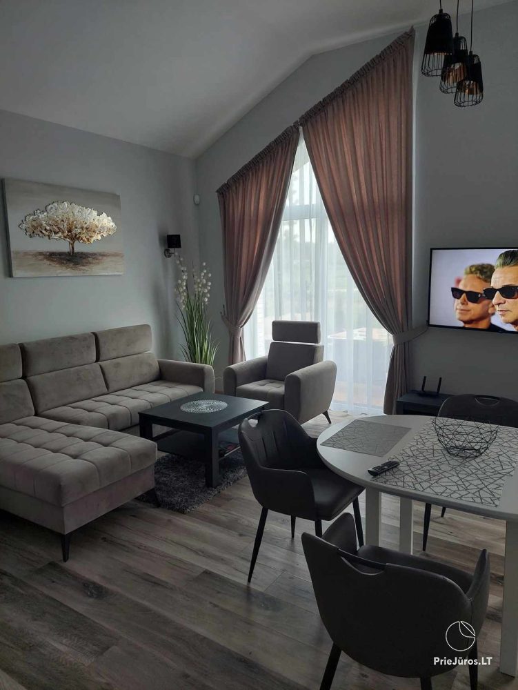 Nowa Sweet villa w Połądze, w Monciskes, w sosnowym lesie