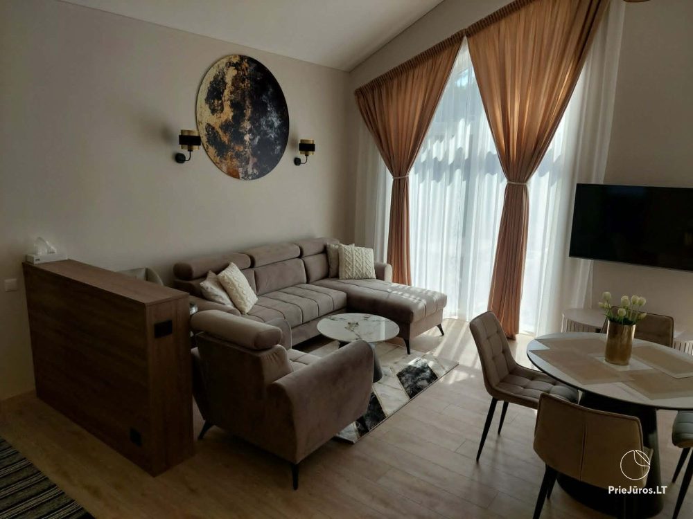 Nowa Sweet villa w Połądze, w Monciskes, w sosnowym lesie