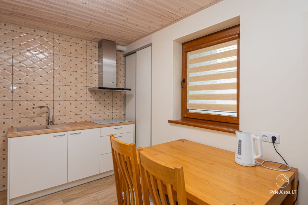 Nowe apartamenty w Połądze Birutės12 – 400 m od plaży morskiej. Oddzielne wejścia, podwórko
