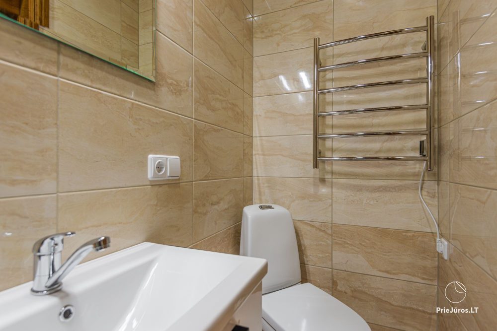 Nowe apartamenty w Połądze Birutės12 – 400 m od plaży morskiej. Oddzielne wejścia, podwórko