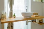Dwupiętrowe apartamenty z tarasami na brzegu zalewu